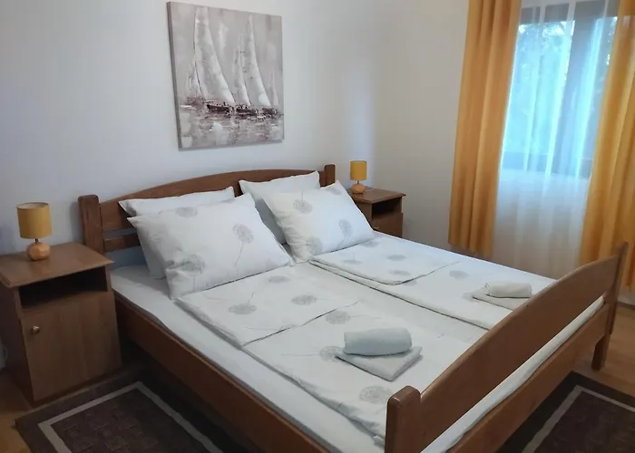 Apartments Kesic